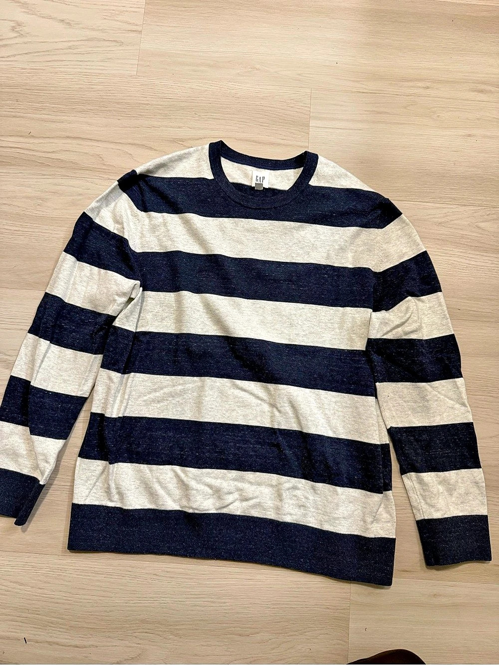 Gap Wide Striped Crewneck Sweater Striped Crewneck Sweater in Blue & Cream XL